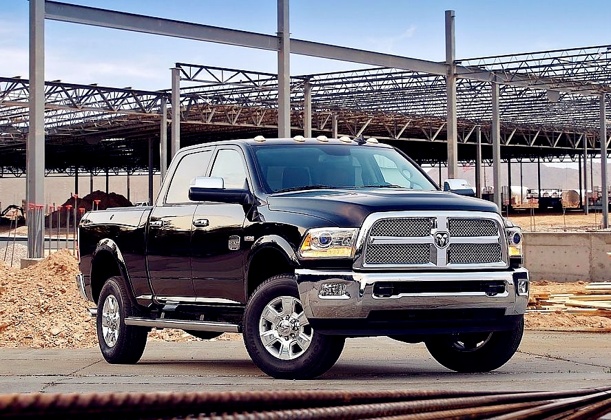 世界十大油耗最高的车,全球公认最省油的一款车