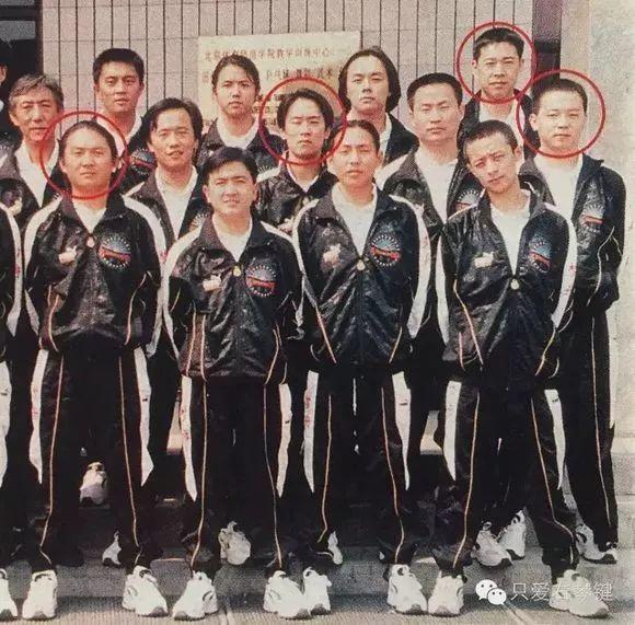 窦唯的鞋子,窦唯的同款