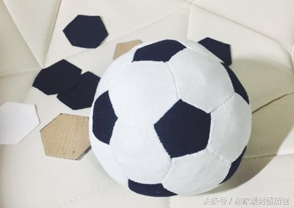 布艺手工足球制作方法,手工足球衣制作方法
