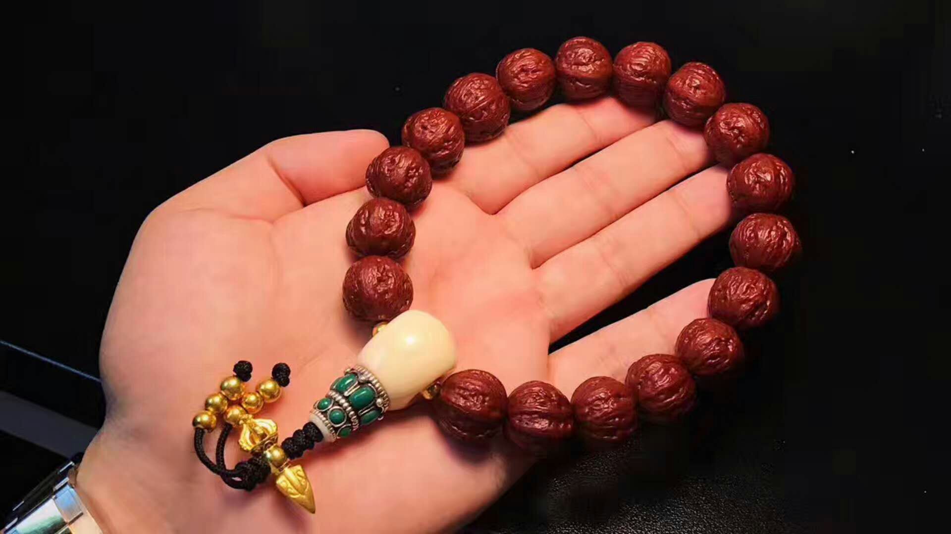 100元以内的文玩核桃手串推荐,文玩小核桃手串的品种