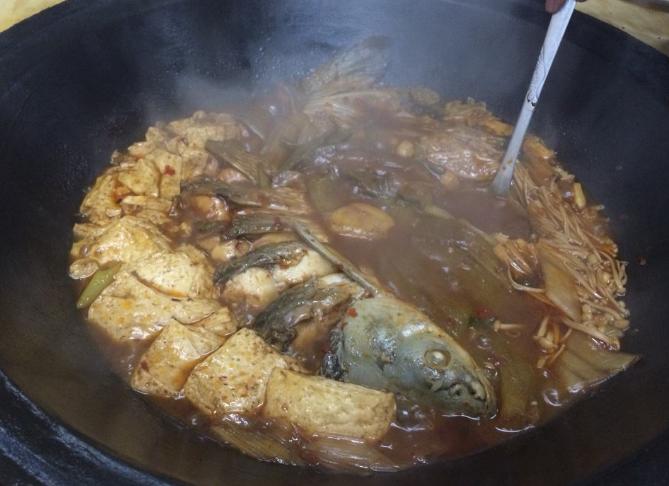 怎么炖鱼去鱼腥味儿,怎么炖鱼不腥味又好吃