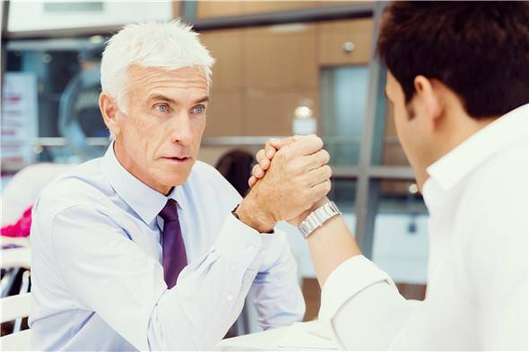 得罪了领导的亲戚怎么办,领导的亲戚犯了错该如何解决