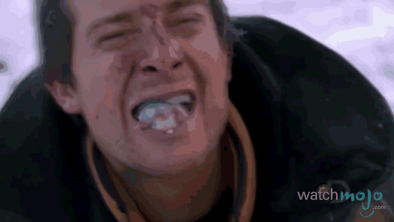 贝爷荒野求生吃恶心的东西,贝爷恶心的十大时刻