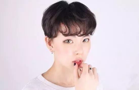 发量少的女生好看发型,发量少妹子适合的短发
