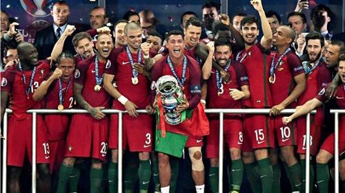 欧洲杯c罗拿金靴完整版,16欧洲杯葡萄牙夺冠历程c罗表现