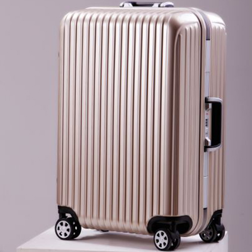大牌铝合金旅行箱平替,大牌旅行箱推荐