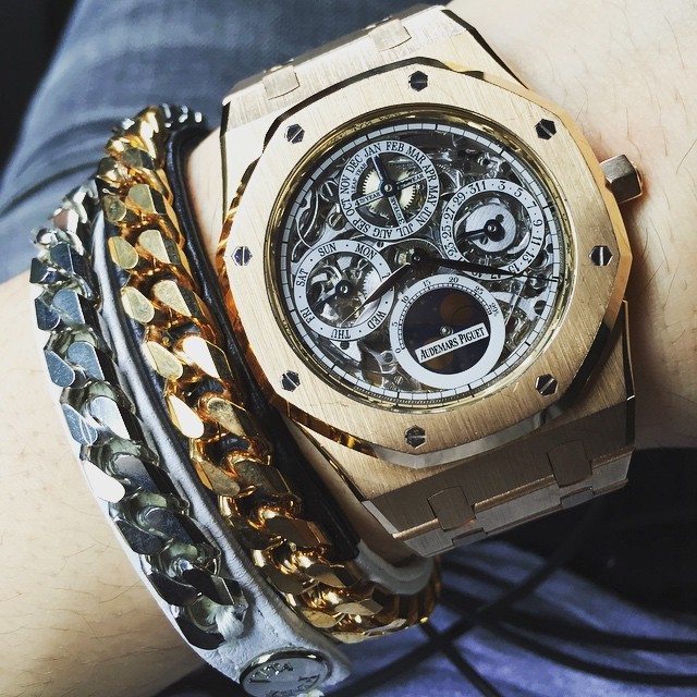 有钱的戴表人会花多少钱去买爱彼手表？