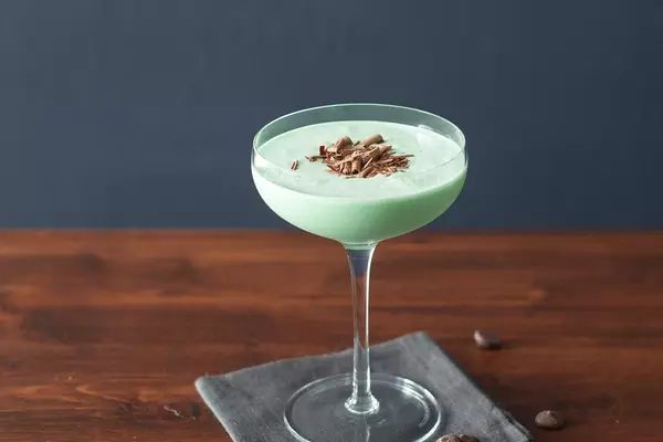 约会撩妹必备款,与女神约会喝酒的绝妙选择