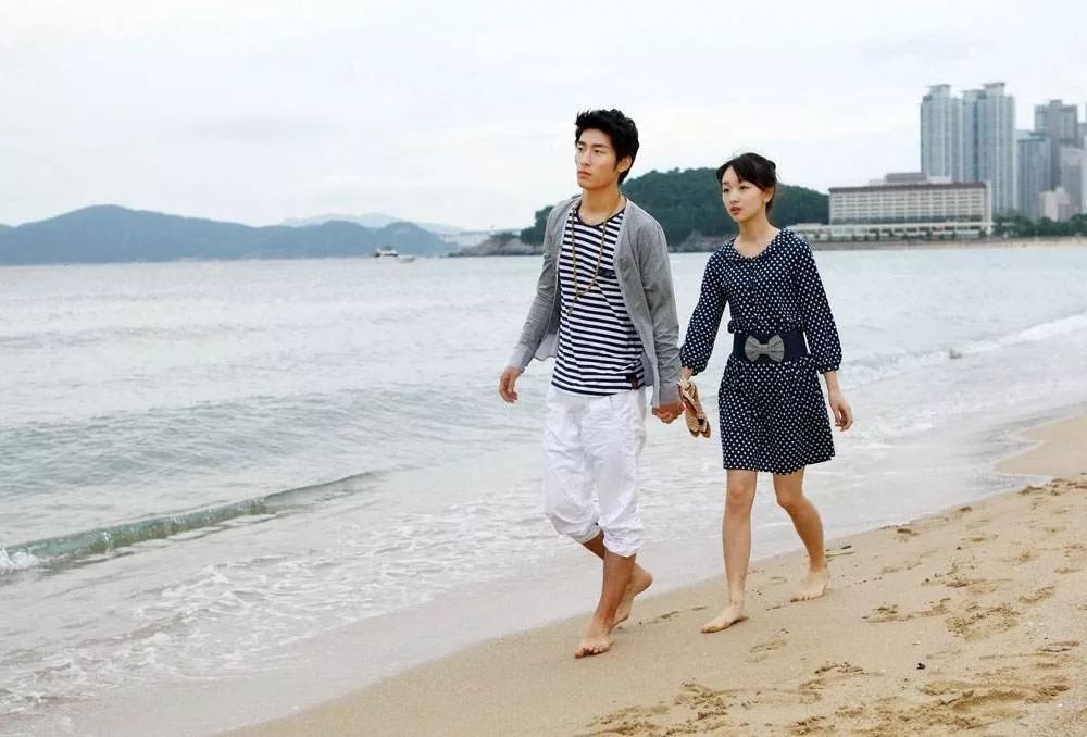 周冬雨谈金马影后,周冬雨谈双影后