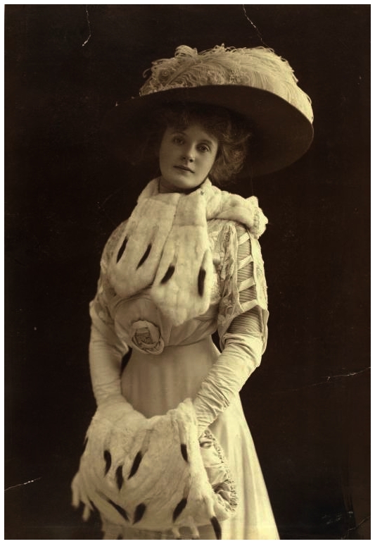 去俄罗斯，推荐买件貂皮带回去！