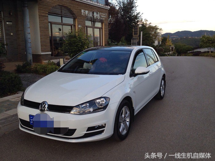 大众神车高尔夫多少钱,大众小钢炮高尔夫四驱