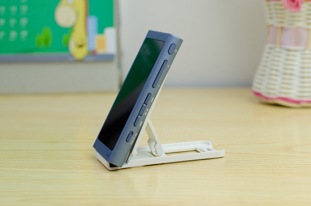 iPod已去，信仰不灭！索尼中端*放播**器值得买么？