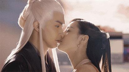 杩附鐑反鑷甫缇庨,鍏虫檽褰よ开涓界儹宸存棤缇庨