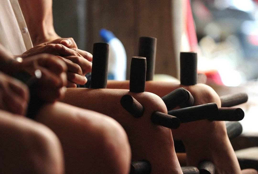 拔罐,是养生还是自虐?|话题吧