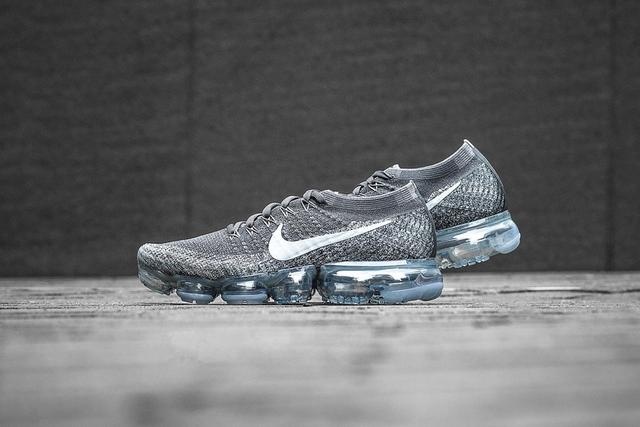 耐克nikevapormax大气垫,nike全掌气垫vapormax黑白