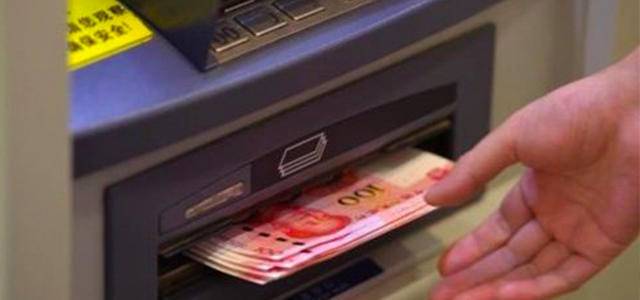 信用卡转账和取现有区别吗,信用卡转账和按日贷一样吗