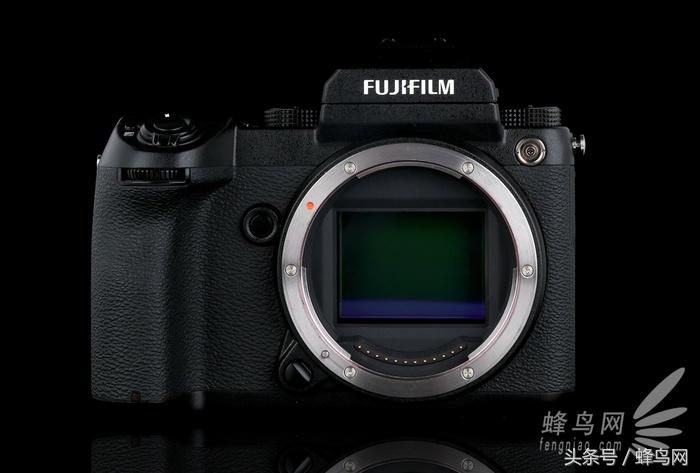 富士中画幅gfx50sii视频评测,富士gfx50s二代高感和全画幅对比