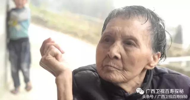 101岁长寿老人养生手段奇绝,巴马长寿老人养生秘诀