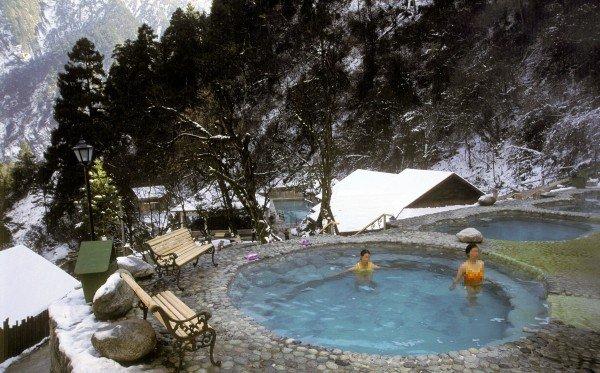 夏天一过，我就在寻寻觅觅这一汪温泉！