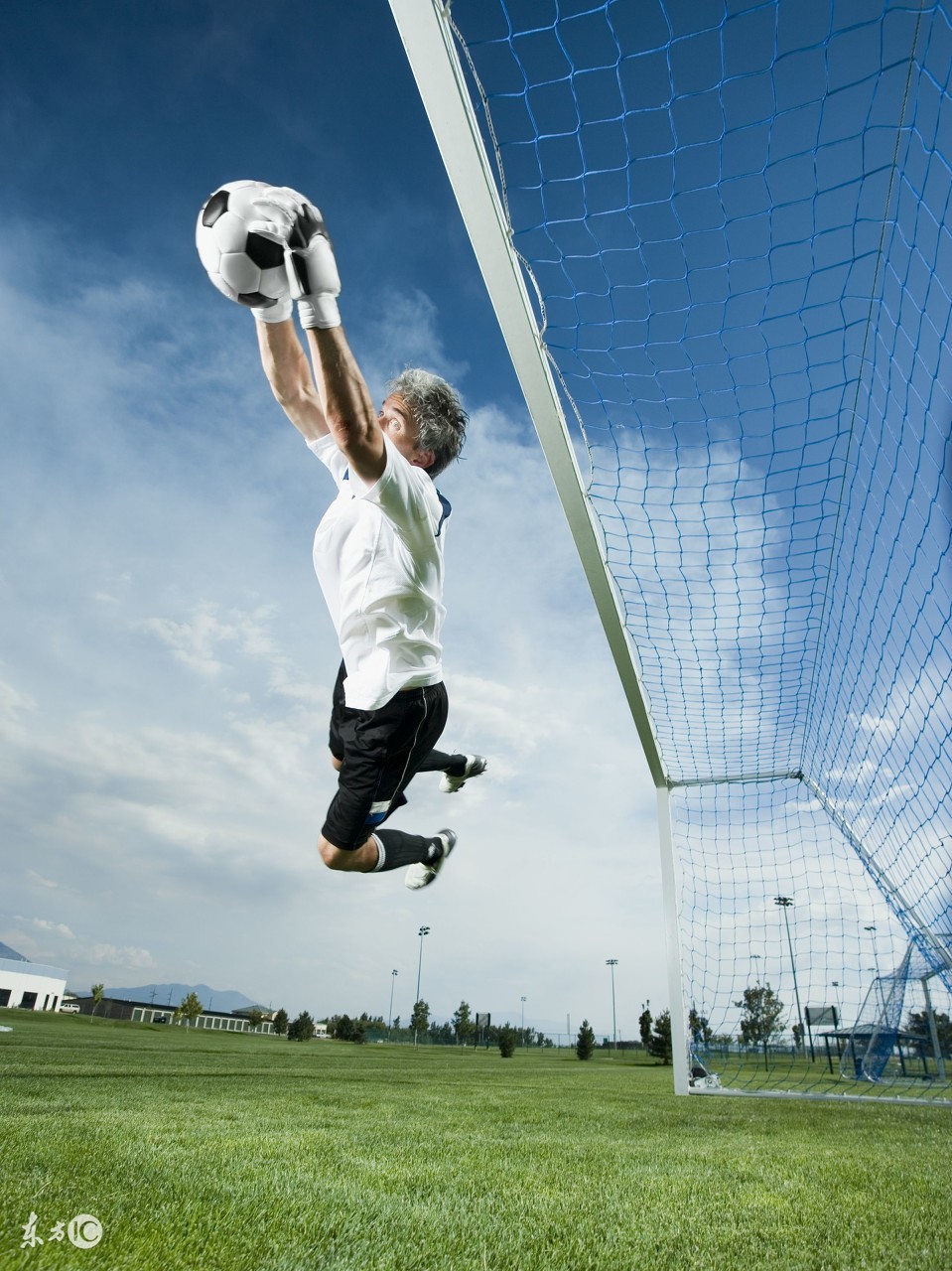 足球人物照片壁纸,好看的足球照片