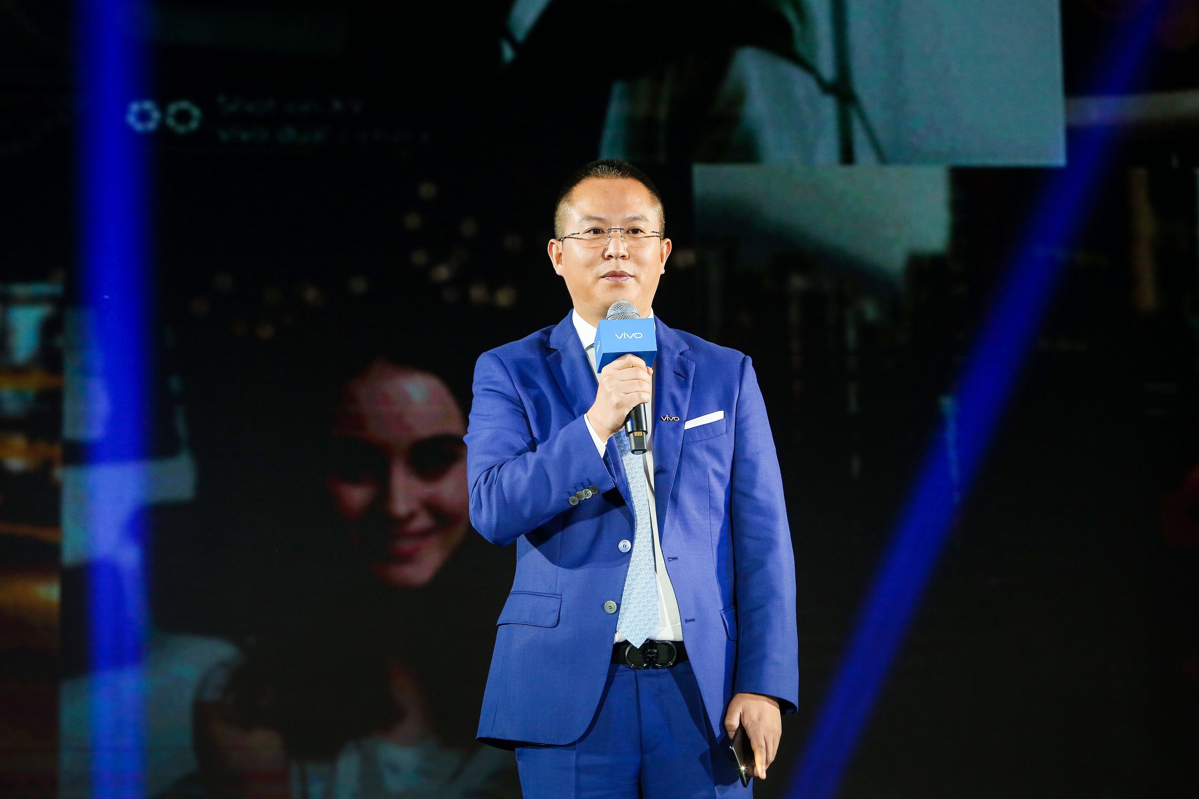 vivo全面屏apex一代,深度体验手机vivox20