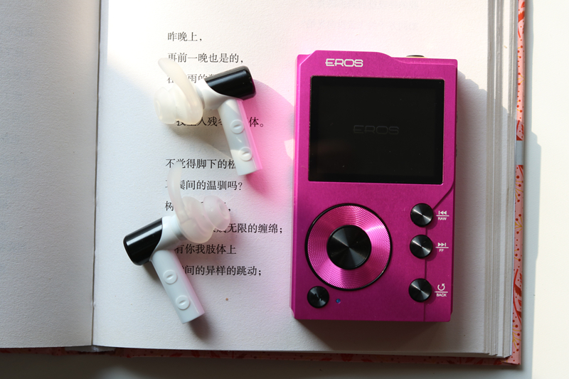 让音乐不绝于耳,爱国者EROS-K*放播**器深度体验!