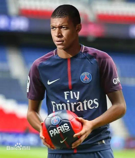 为什么姆巴佩在18年横空出世,姆巴佩横空出世技压群雄梅西落泪