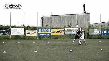 防守方该如何正确防守,防守不犯规的小动作