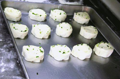 活久见！这年头，吃个烧饼居然也要代购了？