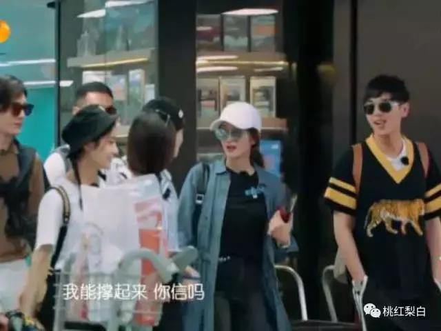 带货女王娜扎江疏影隔空示爱，真姐妹还是“塑料花姐妹情”？