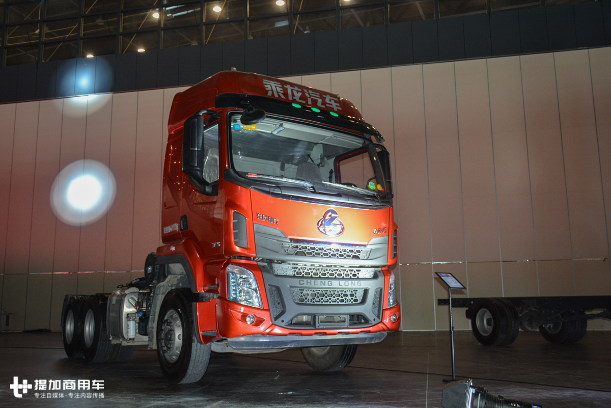 新款乘龙h5v牵引车报价,中长途重卡