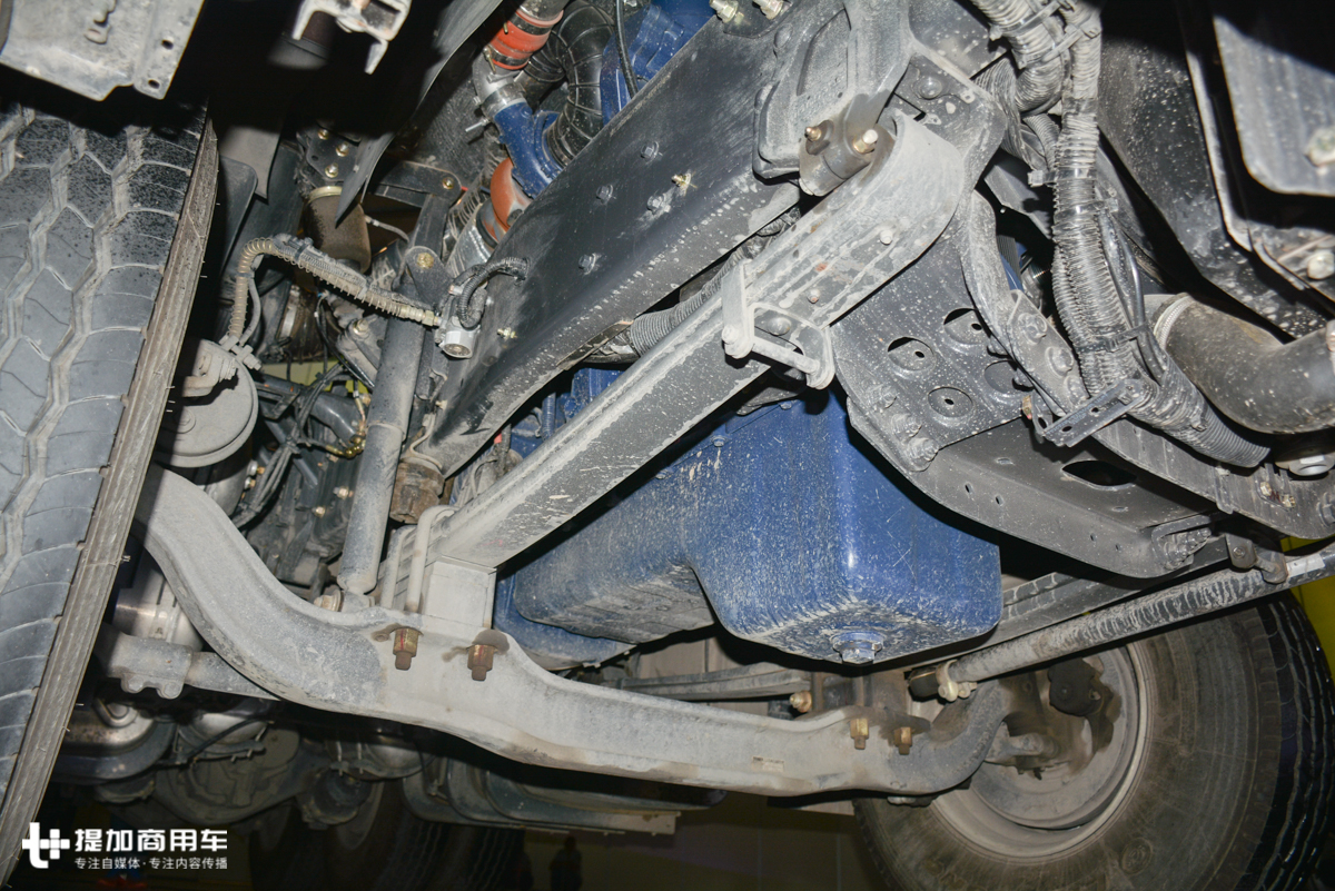 新款乘龙h5v牵引车报价,中长途重卡