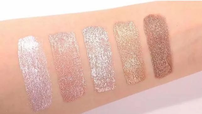 mac圣诞限定口红深唇试色,mac圣诞限定口红无滤镜试色