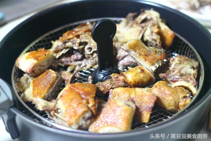 吃烤鸭剩的鸭架怎么熬汤,吃烤鸭鸭架子怎么处理