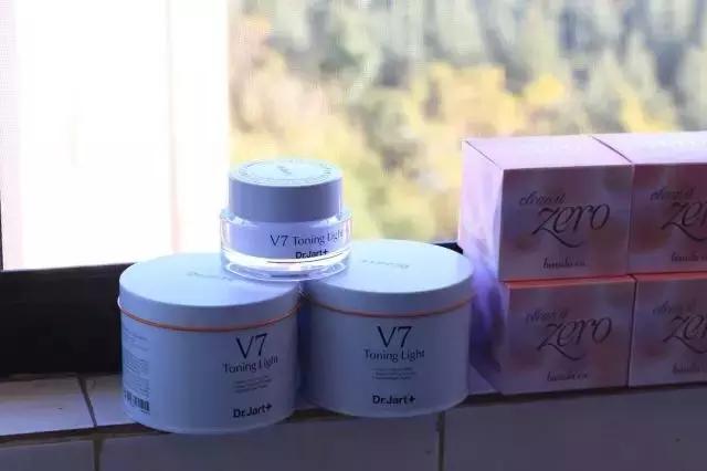 老国货经典素颜霜,曾白保湿素颜霜