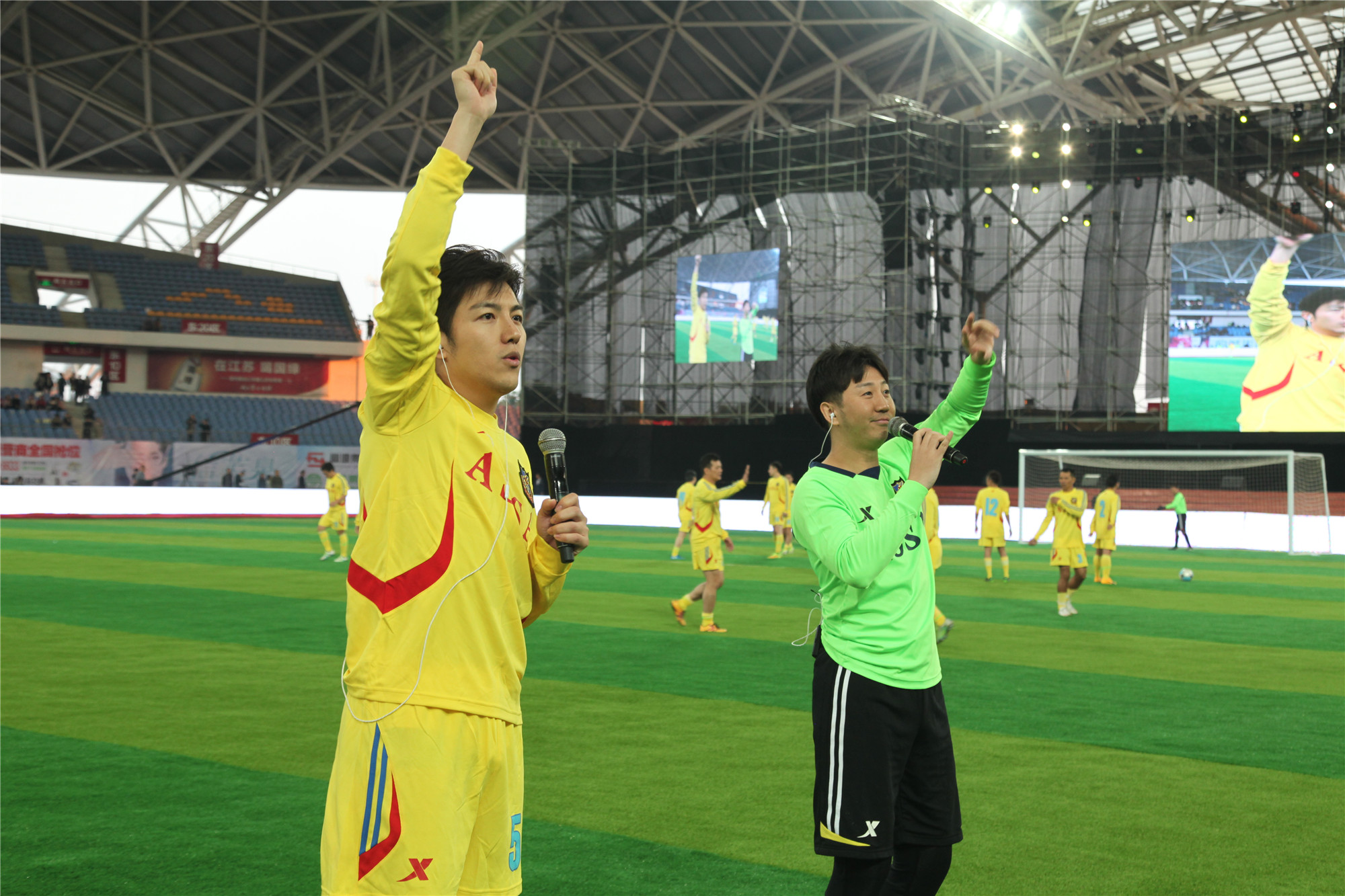 香港明星足球队公益赛宝鸡,香港明星足球队深圳公益赛实况