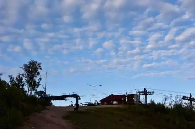 坐火车穿越俄罗斯西伯利亚,欧洲火车途经小镇