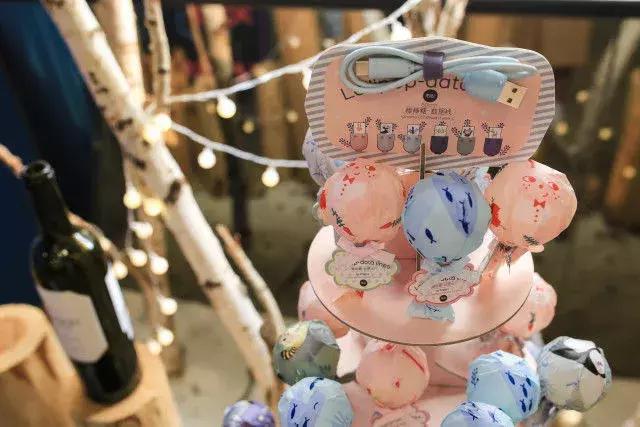 可以充电的棒棒糖,可充电的蓝牙棒棒糖