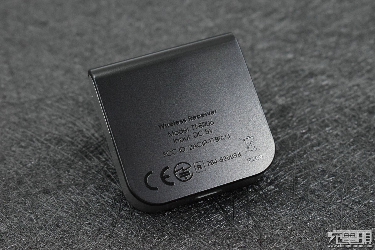 iPhone取消3.5音频接口，有线的重生——VAVA车载蓝牙接收器体验