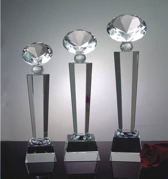 三步教你辨别水晶真假,如何辨别水晶真假只需两招