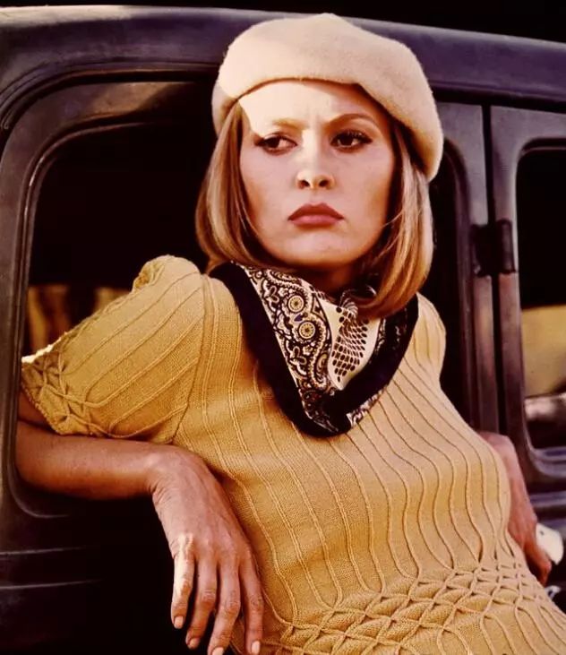 贝雷帽怎么戴好看且不容易掉,冬季贝雷帽的四种戴法