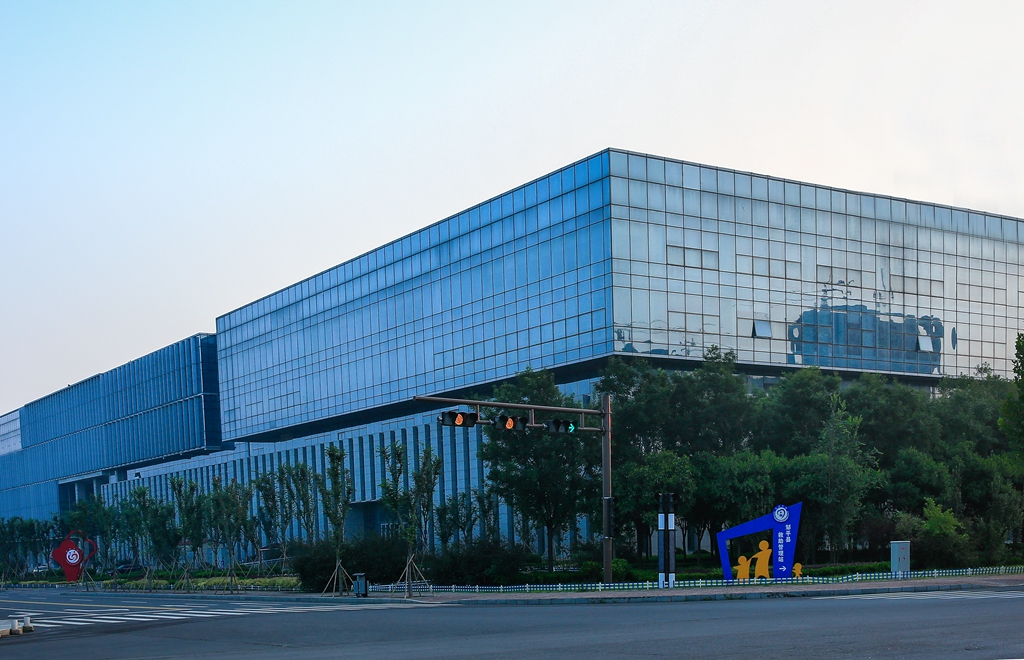 张跃图文：山水倾城