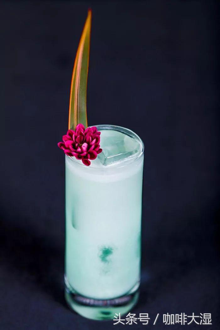 十款经典鸡尾酒的调制配方,十款简单的鸡尾酒配方