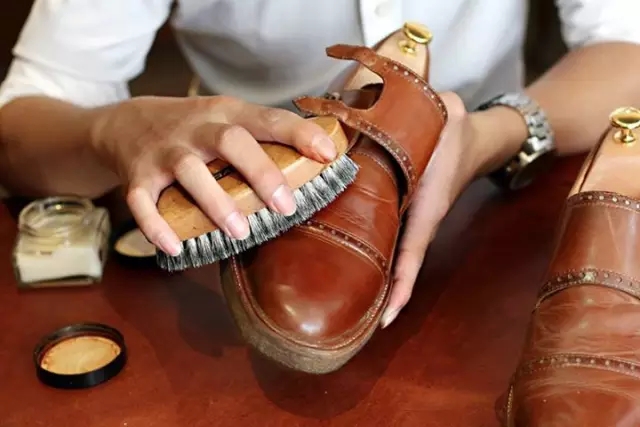 皮靴的正确保养方法,冬季皮靴怎么保养收纳