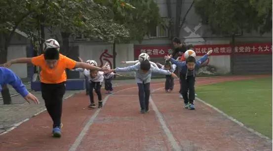 了不起的你原创歌曲,了不起的你吉他视频