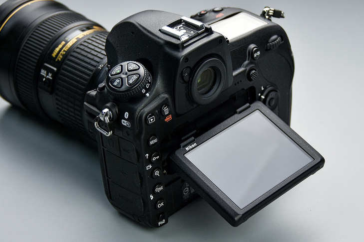 尼康d850选择首次曝光,尼康d850可以碾压同价格的微单吗