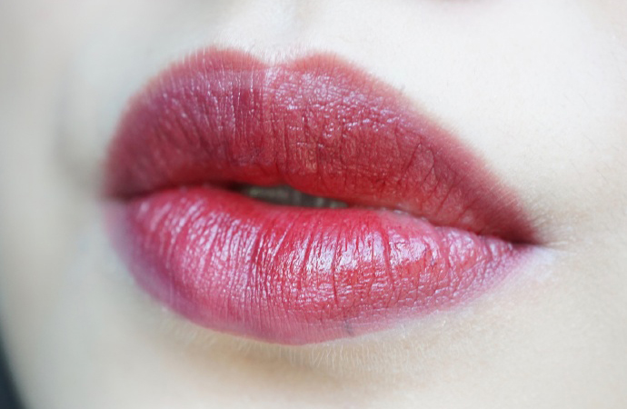 不知道给女朋友买什么色号的口红,直男必备口红100款