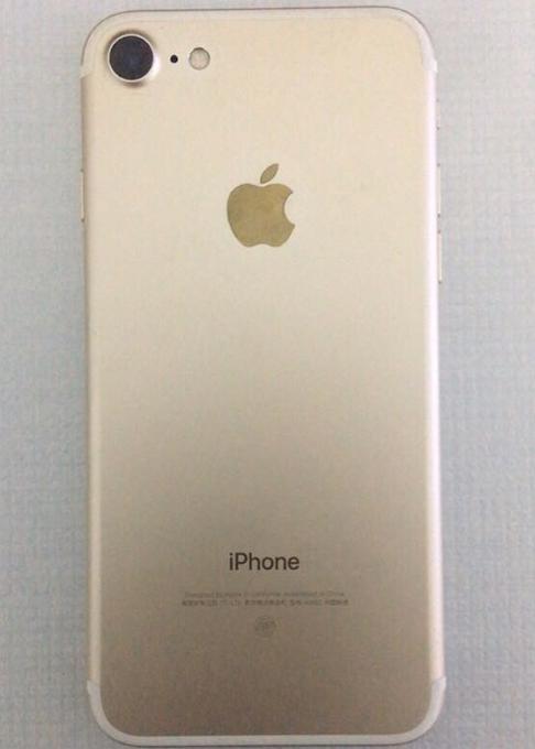 网友2899元买国行iPhone7，回来查询还有保修！这下赚大了？