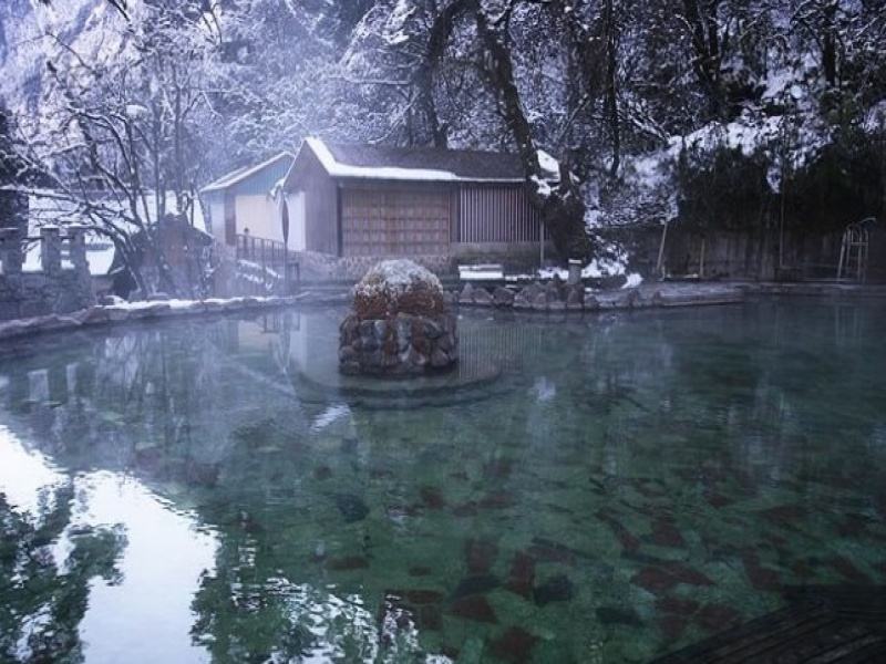 南京泡温泉推荐汤山,立冬来泡个温泉