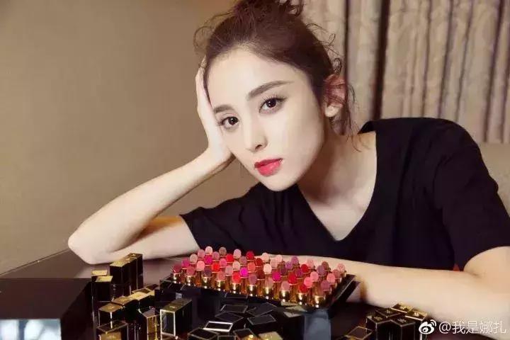 晒男友送的口红,晒男朋友的口红